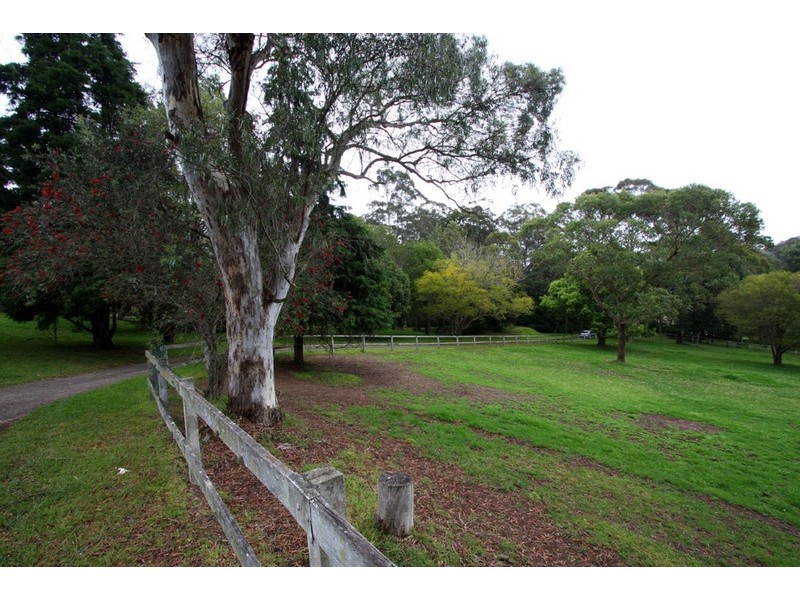 8 Okanagan Close, Wamberal NSW 2260