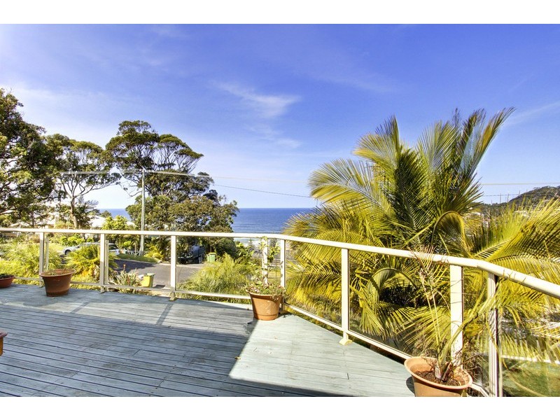 14 Warren Avenue, Avoca Beach NSW 2251