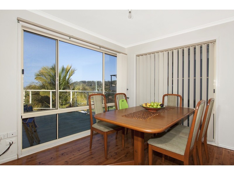14 Warren Avenue, Avoca Beach NSW 2251
