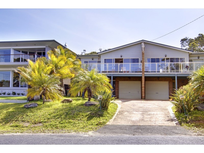 14 Warren Avenue, Avoca Beach NSW 2251