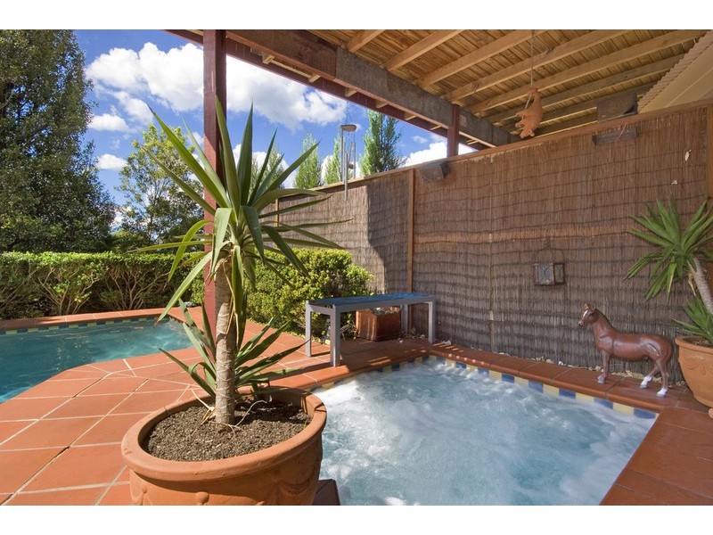 18 Coolawin Circle, Narara NSW 2250