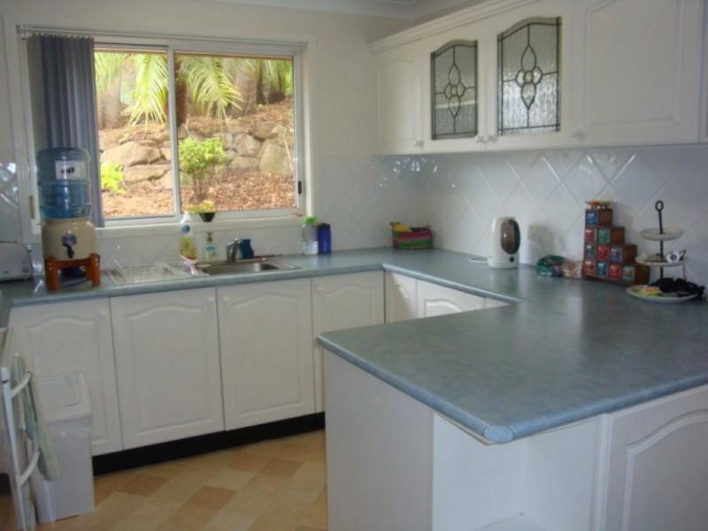 14 Karwin Ave, Springfield NSW 2250