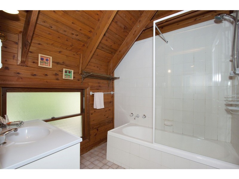 84 Riviera Avenue, Terrigal NSW 2260