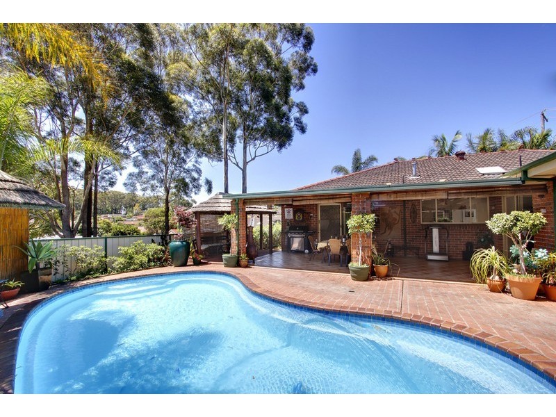 17 Dalgety Crescent, Green Point NSW 2251