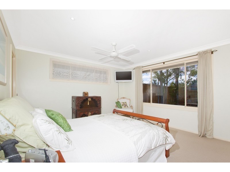 17 Dalgety Crescent, Green Point NSW 2251