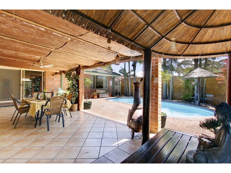 17 Dalgety Crescent, Green Point NSW 2251