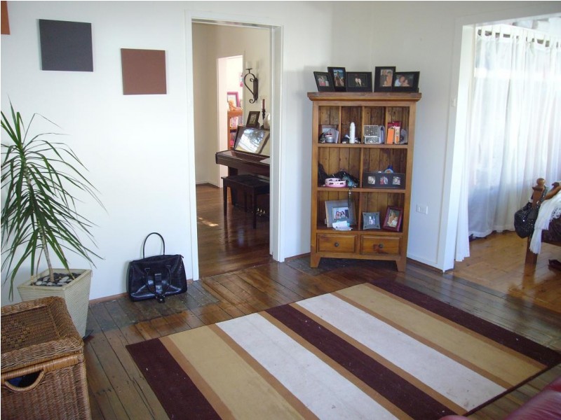 34 Blue Bell Drive, Wamberal NSW 2260