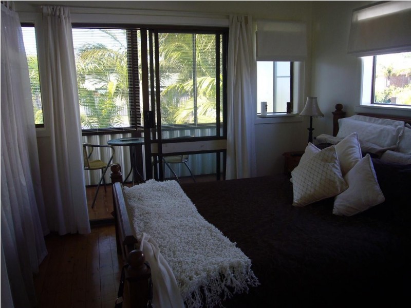 34 Blue Bell Drive, Wamberal NSW 2260