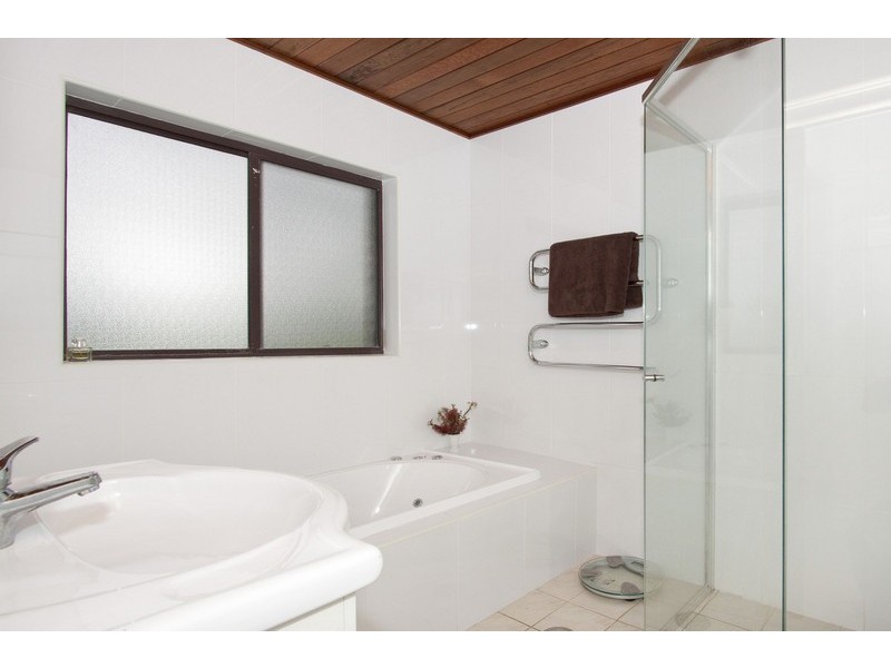 5 Arundel Road, Erina Heights NSW 2260