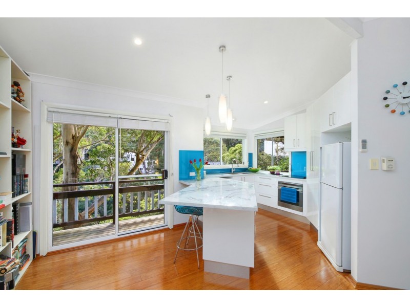 24 Surf Rider Avenue, North Avoca NSW 2260