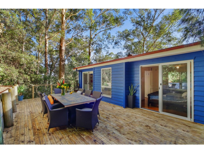 24 Surf Rider Avenue, North Avoca NSW 2260