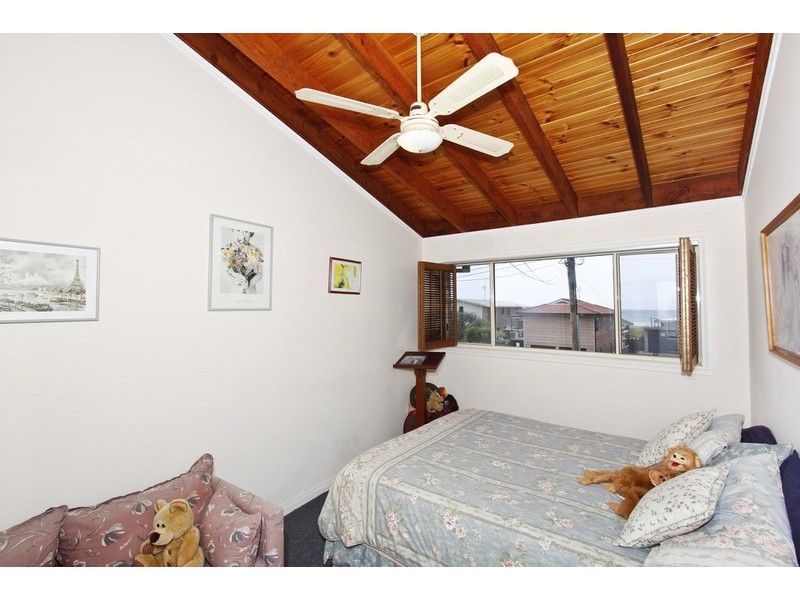 5/162 Avoca Dr, Avoca Beach NSW 2251