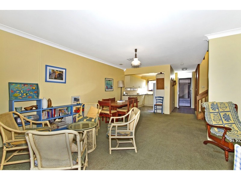 17/15 Kurrawyba Avenue, Terrigal NSW 2260