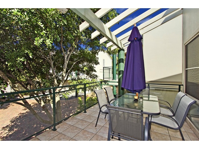 8/4 Karla Avenue, Terrigal NSW 2260