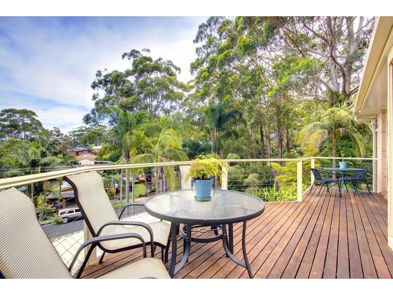 9a Hibiscus Avenue, North Avoca NSW 2260