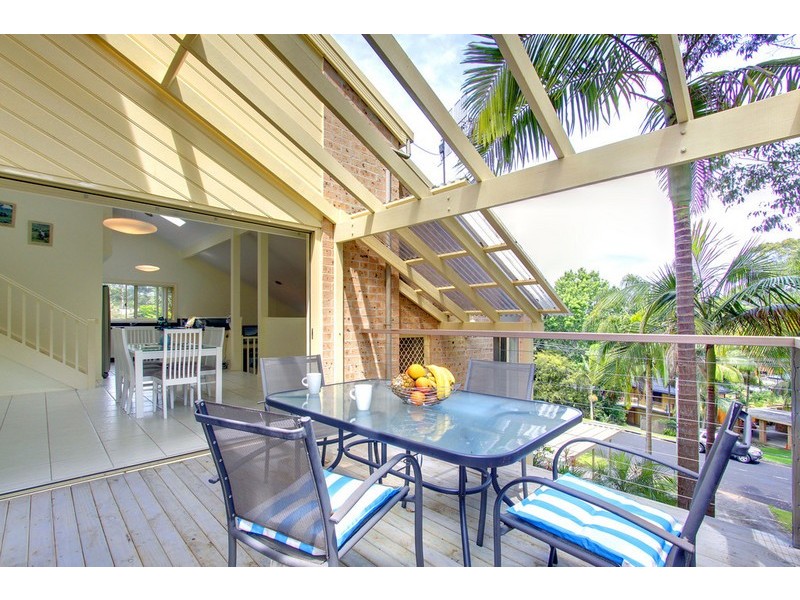 9a Hibiscus Avenue, North Avoca NSW 2260