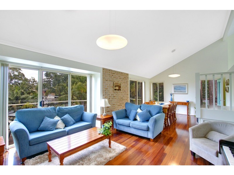 9a Hibiscus Avenue, North Avoca NSW 2260