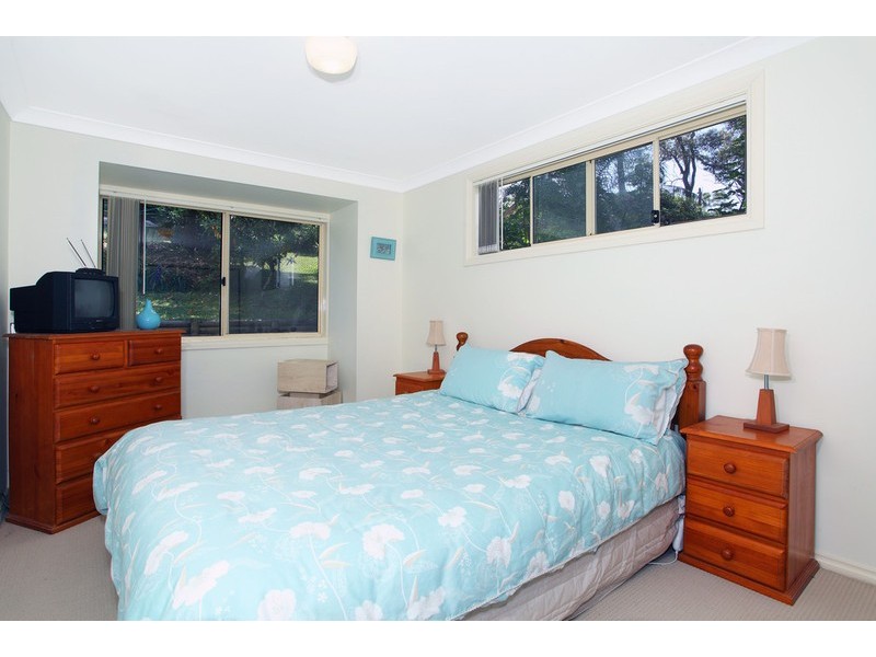 9a Hibiscus Avenue, North Avoca NSW 2260