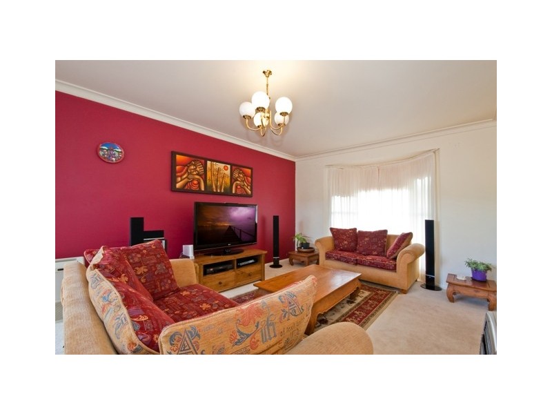 5 Highland Rd, Green Point NSW 2251