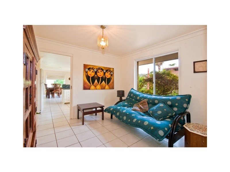 5 Highland Rd, Green Point NSW 2251