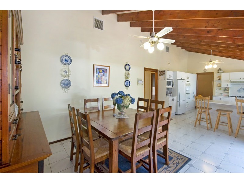 33 Coolawin Circle, Narara NSW 2250