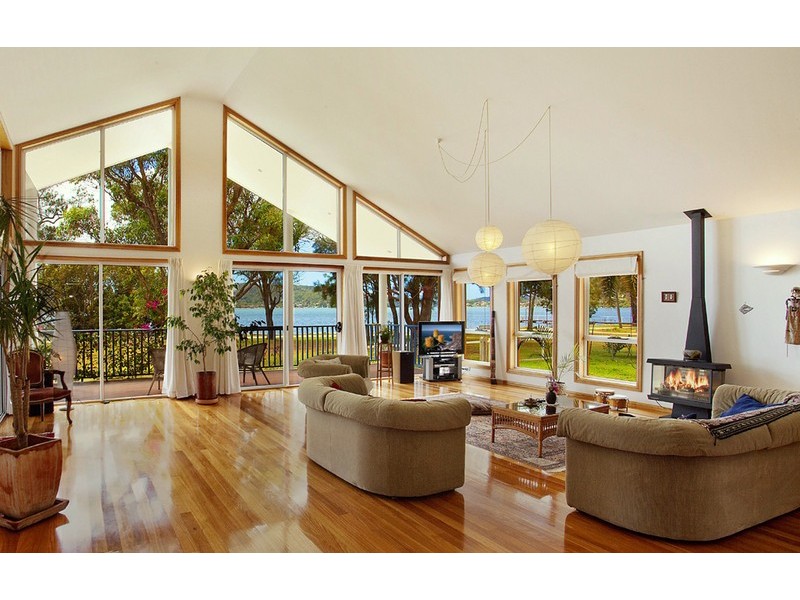 232 Burge Road, Woy Woy NSW 2256