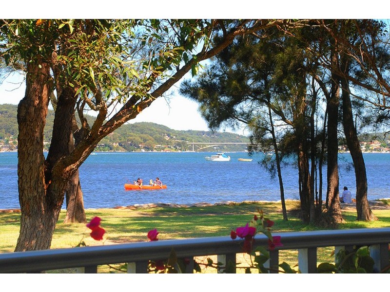 232 Burge Road, Woy Woy NSW 2256