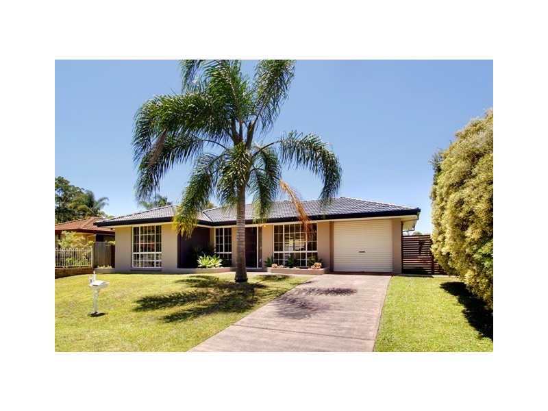 2 Kareel Close, Erina NSW 2250