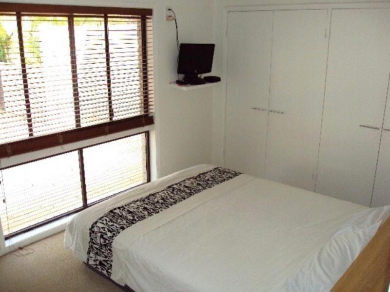18 Algona Avenue, Kincumber NSW 2251