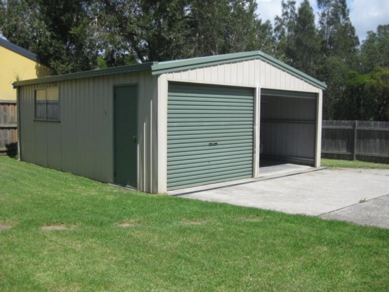 4 John Street, Forresters Beach NSW 2260