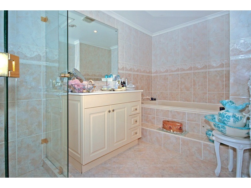 2/140 Terrigal Esplanade, Terrigal NSW 2260