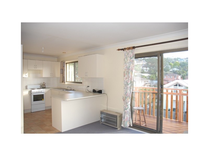 1/10 Woolunga Avenue, Terrigal NSW 2260