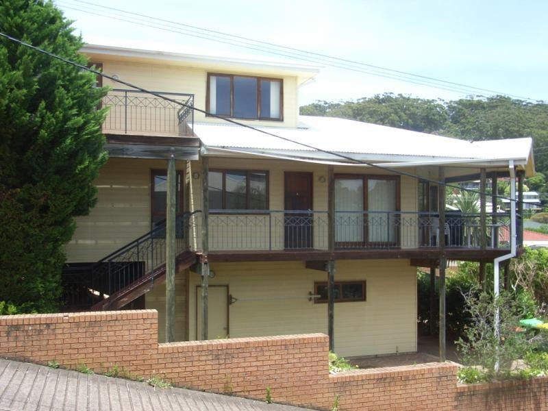 1/16 Avoca Drive, Avoca Beach NSW 2251