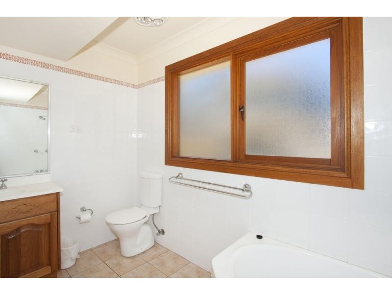 1/16 Avoca Drive, Avoca Beach NSW 2251