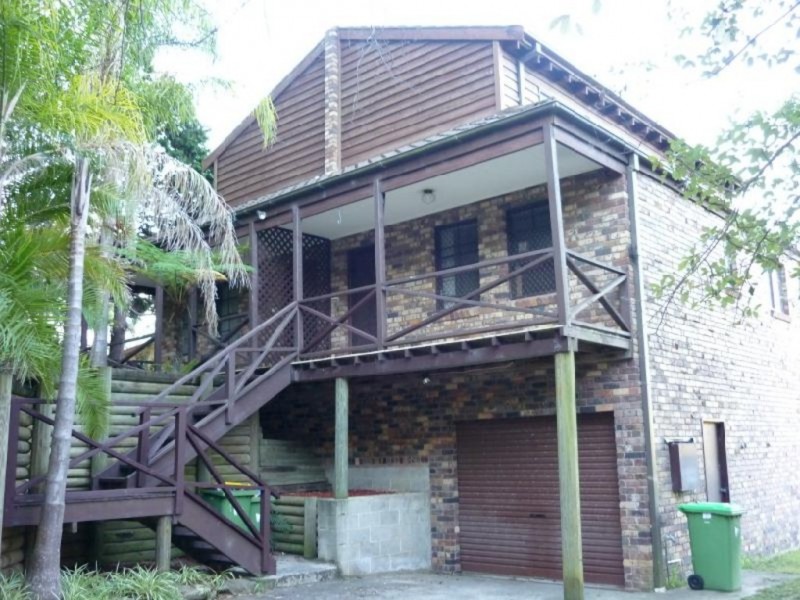 1/1 Parry Avenue, Terrigal NSW 2260