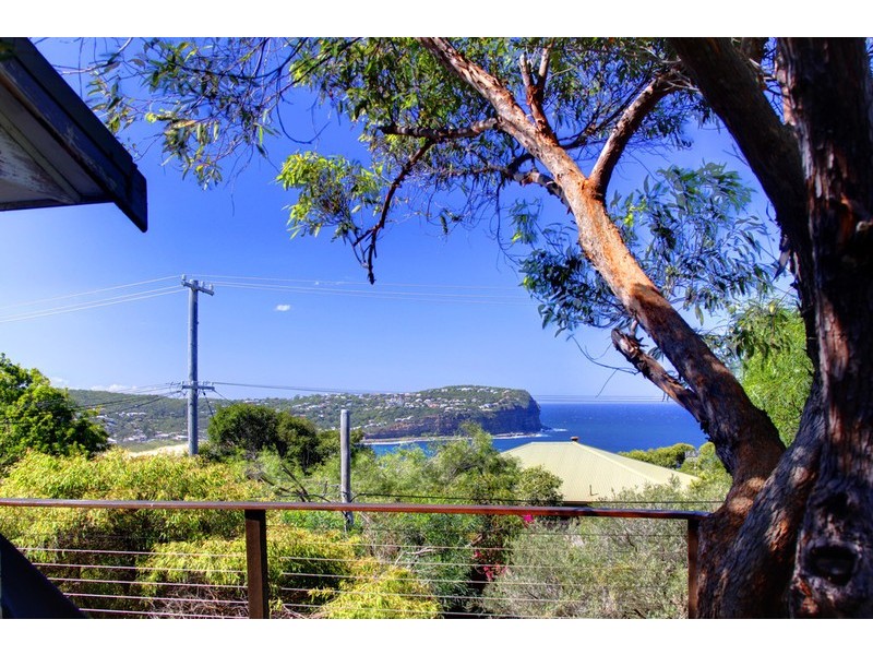 32 Beachview Esplanade, Macmasters Beach NSW 2251