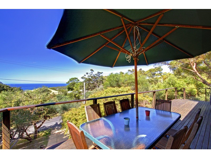 32 Beachview Esplanade, Macmasters Beach NSW 2251