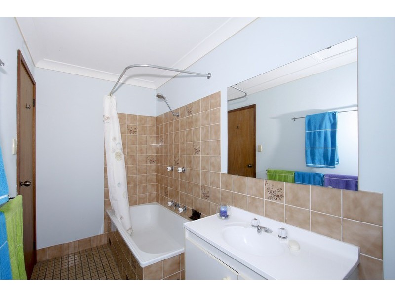 32 Beachview Esplanade, Macmasters Beach NSW 2251