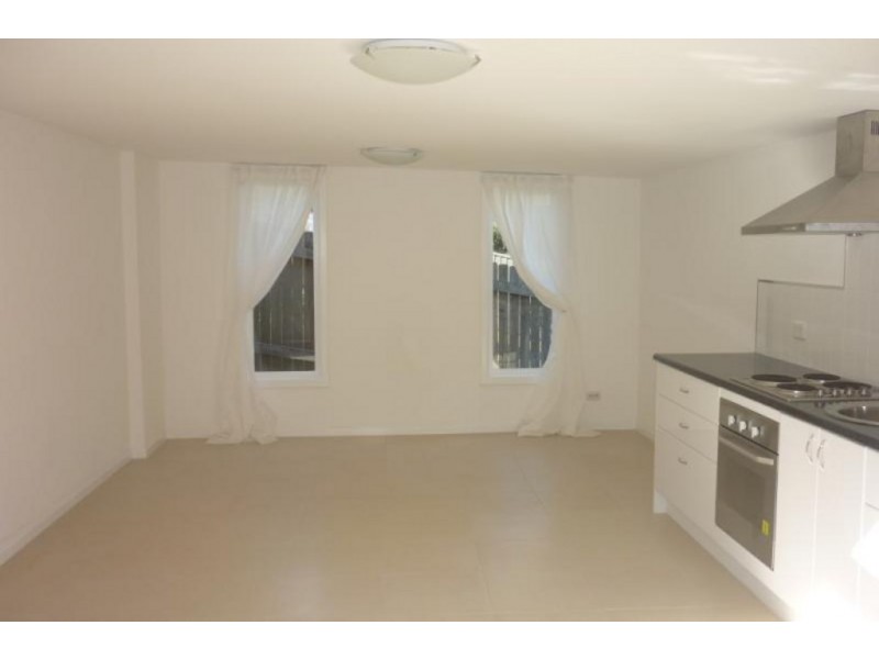 1/13 Woolunga Avenue, Terrigal NSW 2260