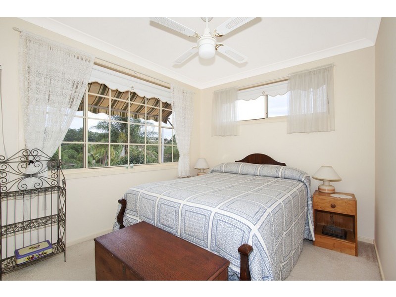 2 Crestside Close, Terrigal NSW 2260