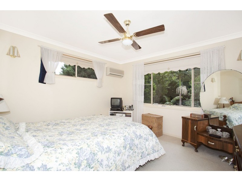 2 Crestside Close, Terrigal NSW 2260