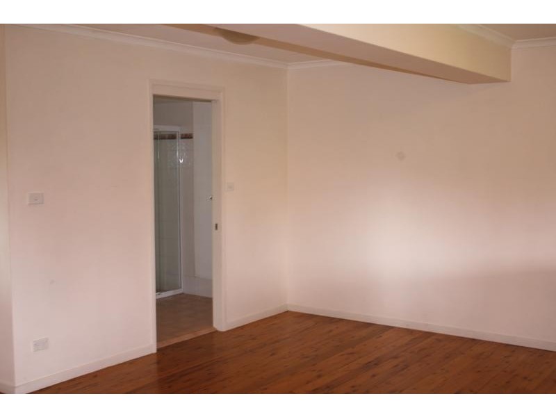 2/11 Laird Drive, Avoca Beach NSW 2251