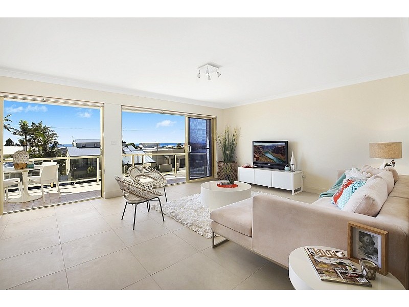1/104 Ocean View Drive, Wamberal NSW 2260