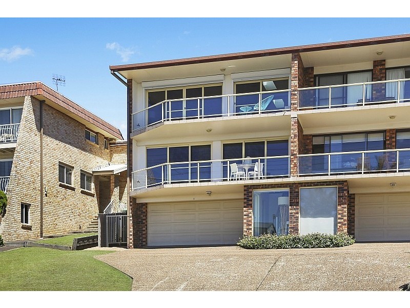 1/104 Ocean View Drive, Wamberal NSW 2260