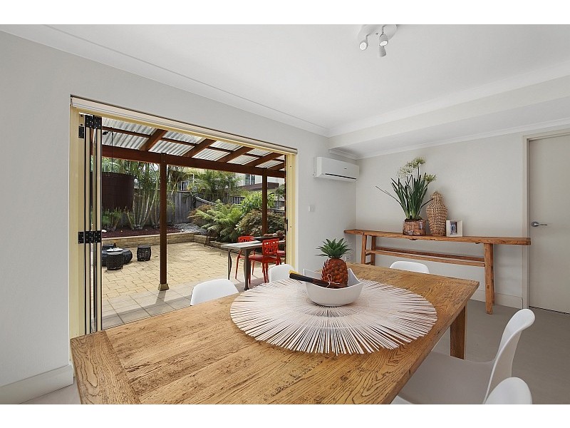 1/104 Ocean View Drive, Wamberal NSW 2260