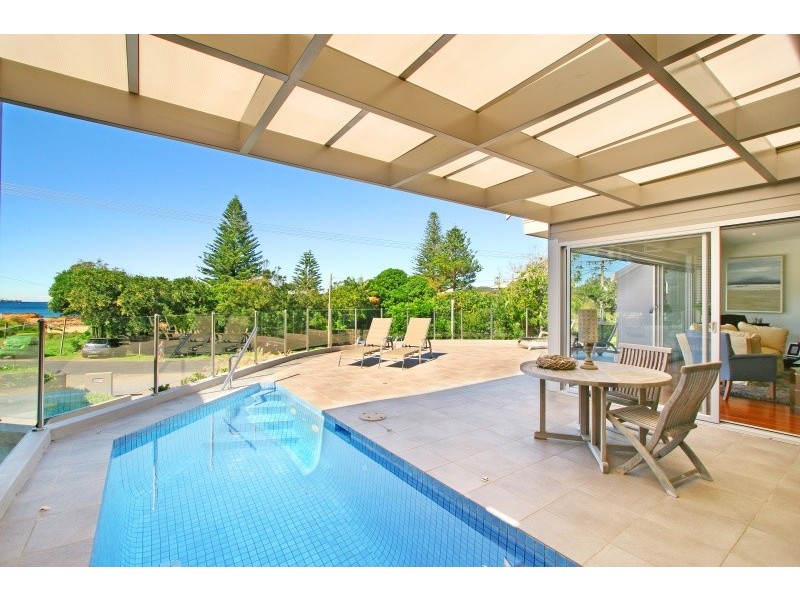 43 North Avoca Parade, North Avoca NSW 2260