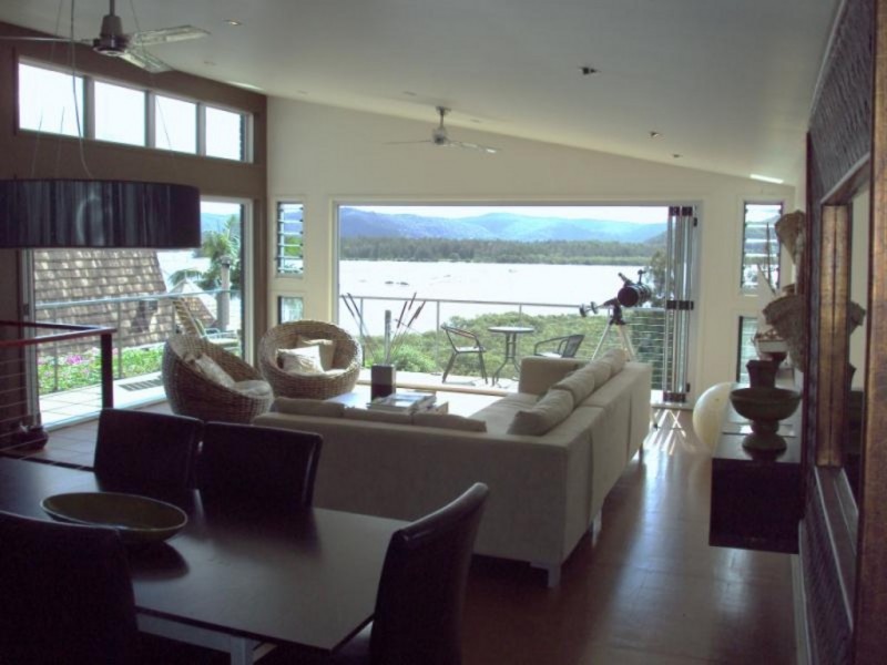 102 Rickard Road, Empire Bay NSW 2257