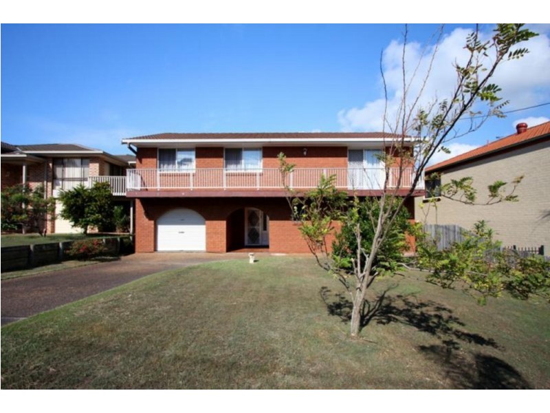 10 Lavina Street, Forresters Beach NSW 2260