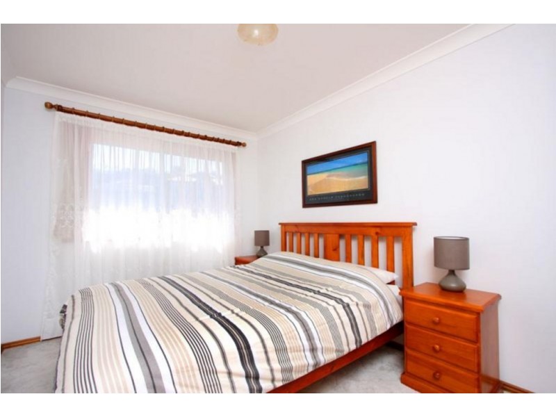 10 Lavina Street, Forresters Beach NSW 2260