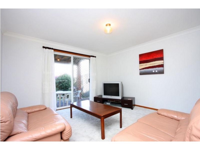10 Lavina Street, Forresters Beach NSW 2260